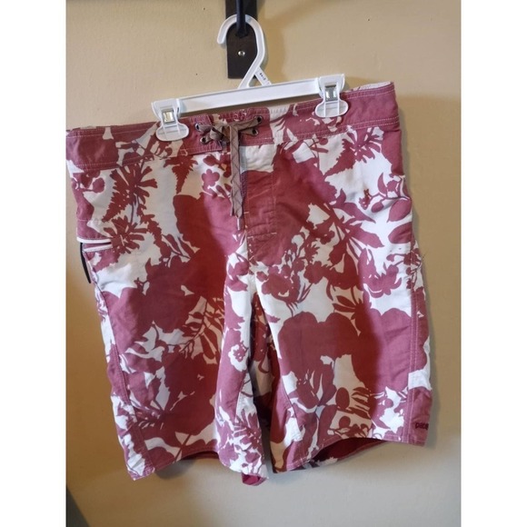 Patagonia mens board shorts 34 - Picture 2 of 3